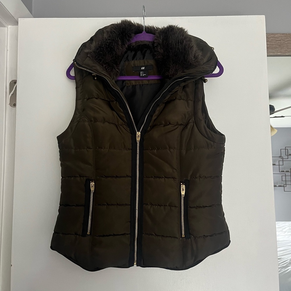 H&M puffer vest